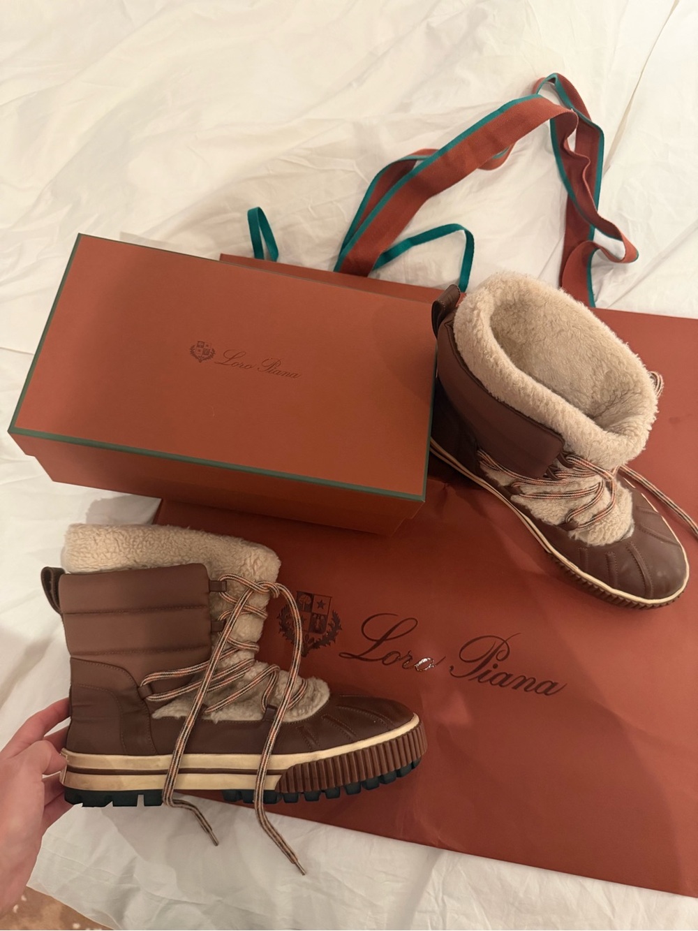 Loro Piana Ben Nevis Shearling Ankle Boots 40EU